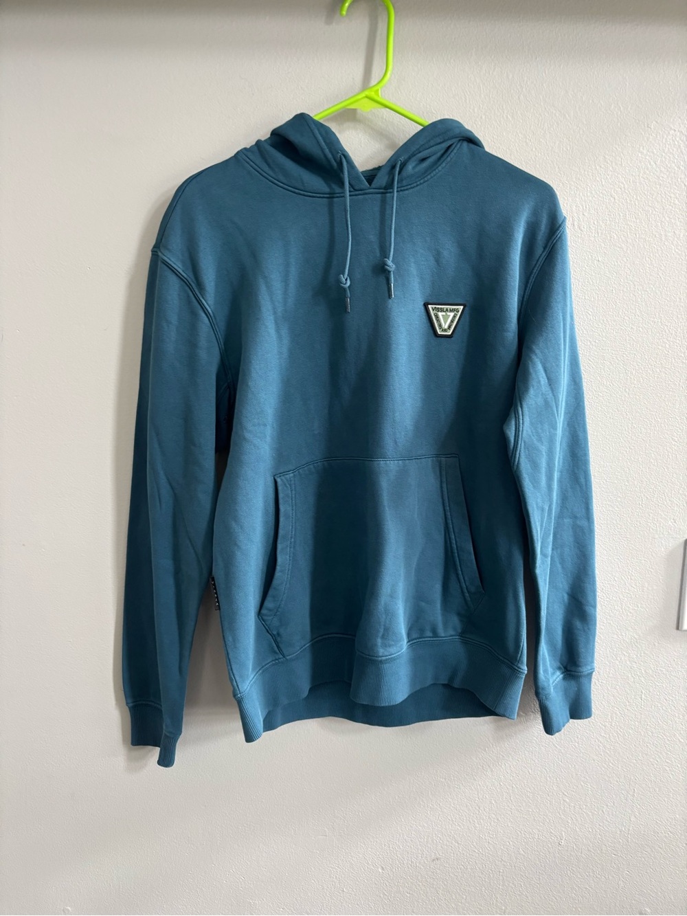 VISSLA Blue Teal Pullover Hoodie with Triangle Patch small